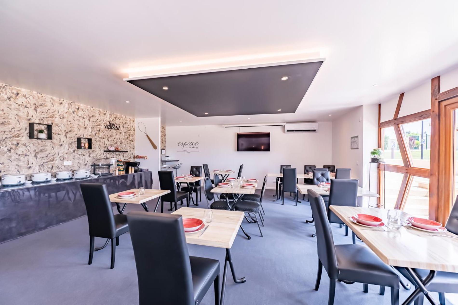 Du Moulin De La Brevette Hotel 3*